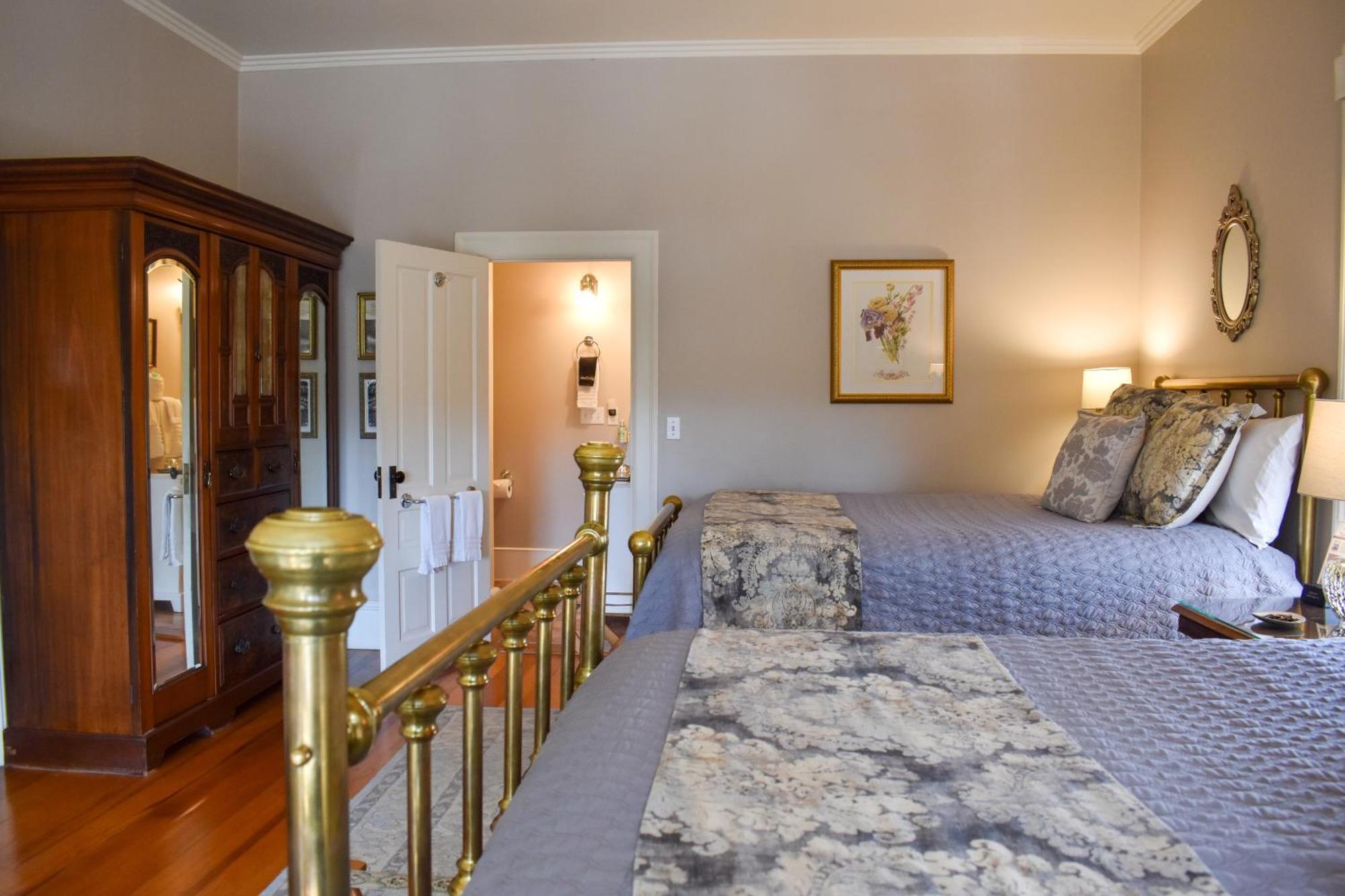 Mccall House Boutique Hotel Ешленд Екстер'єр фото