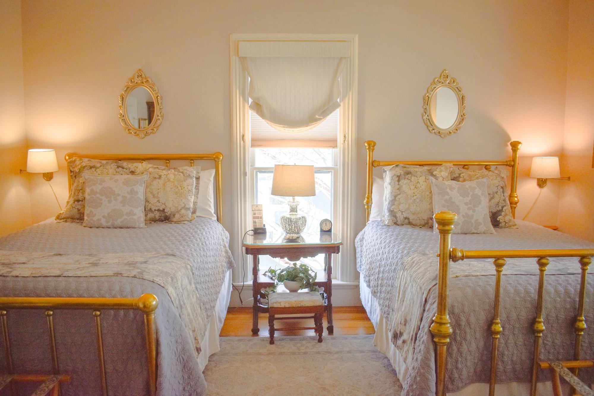 Mccall House Boutique Hotel Ешленд Екстер'єр фото