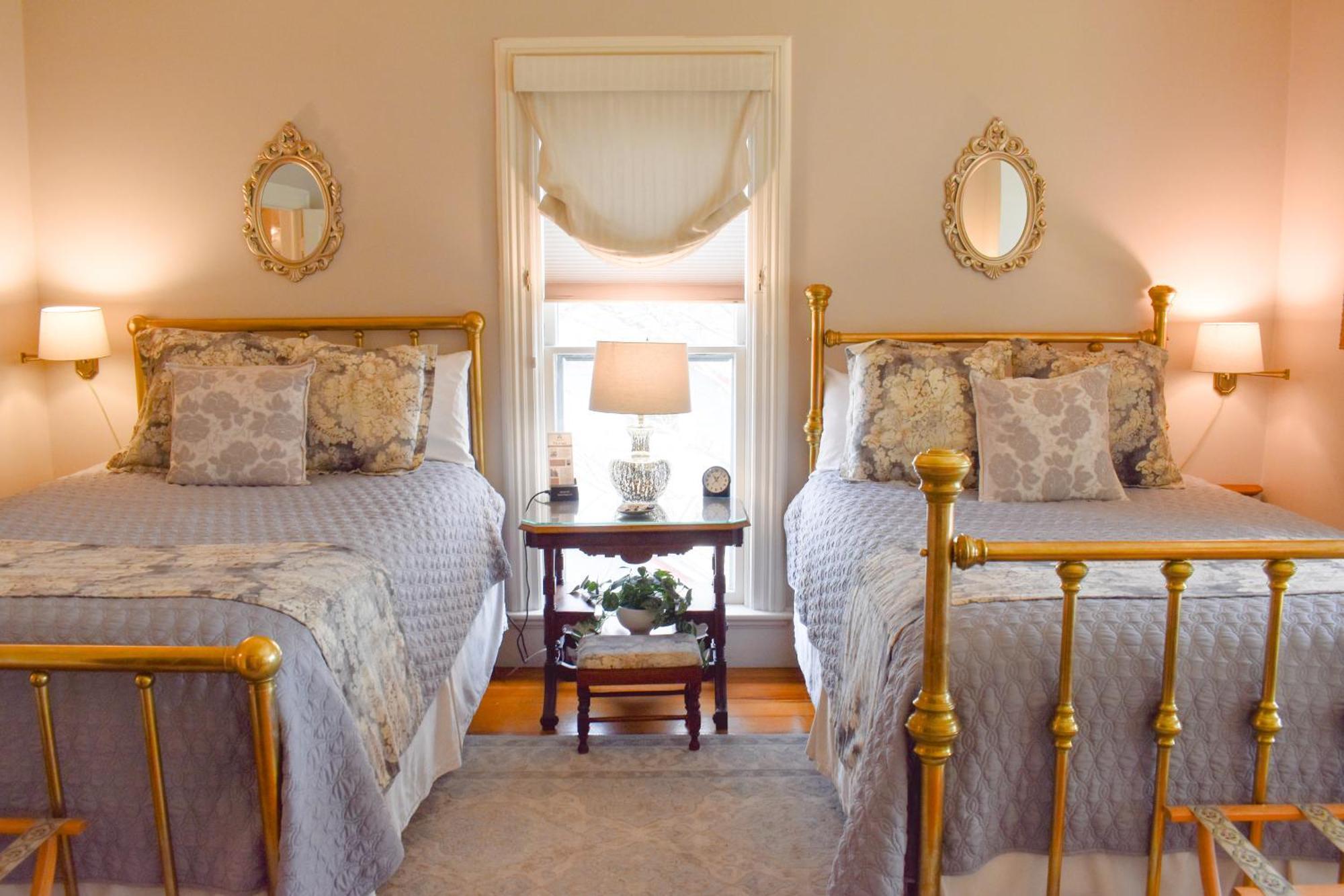 Mccall House Boutique Hotel Ешленд Екстер'єр фото