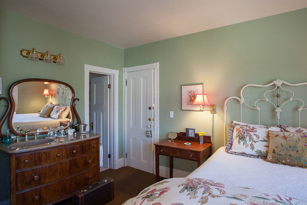 Mccall House Boutique Hotel Ешленд Екстер'єр фото